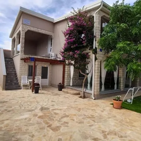 Apartman Tina Διαμέρισμα