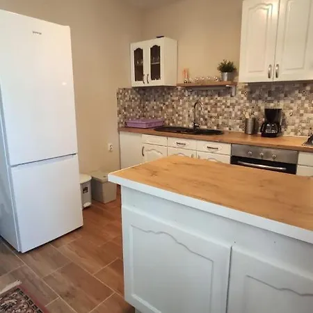 Apartman Tina *