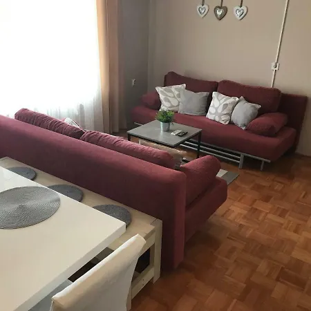 Διαμέρισμα Apartman Tina